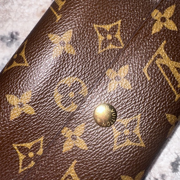 Louis Vuitton Monogram Alexandra Wallet EUC - Picture 5 of 15